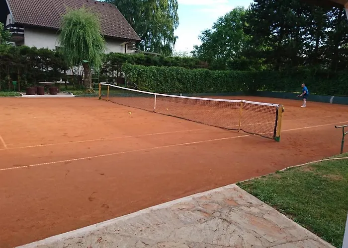 Sobe Janez B&B Križe